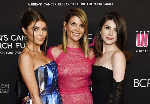 From left to right: Olivia Giannulli, Lori Loughlin, Isabella Giannulli