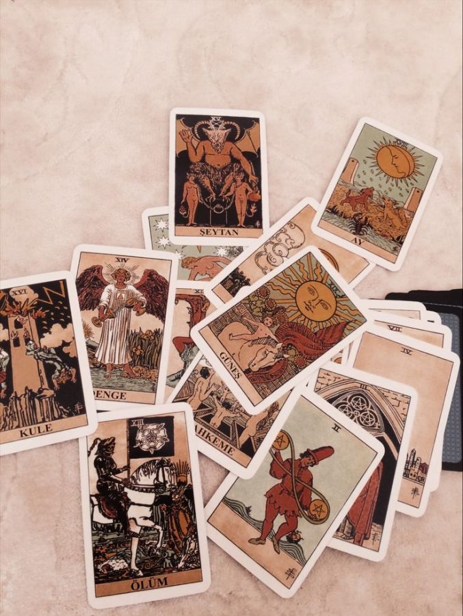 This is the new age of tarot reading.
