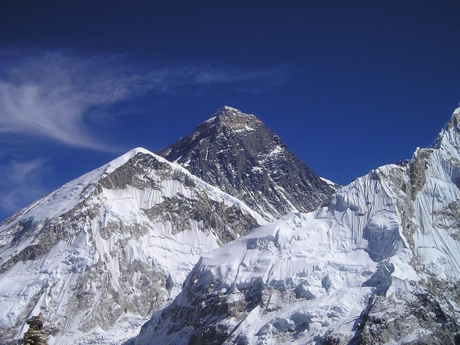 Sherpas: Mastering Mount Everest